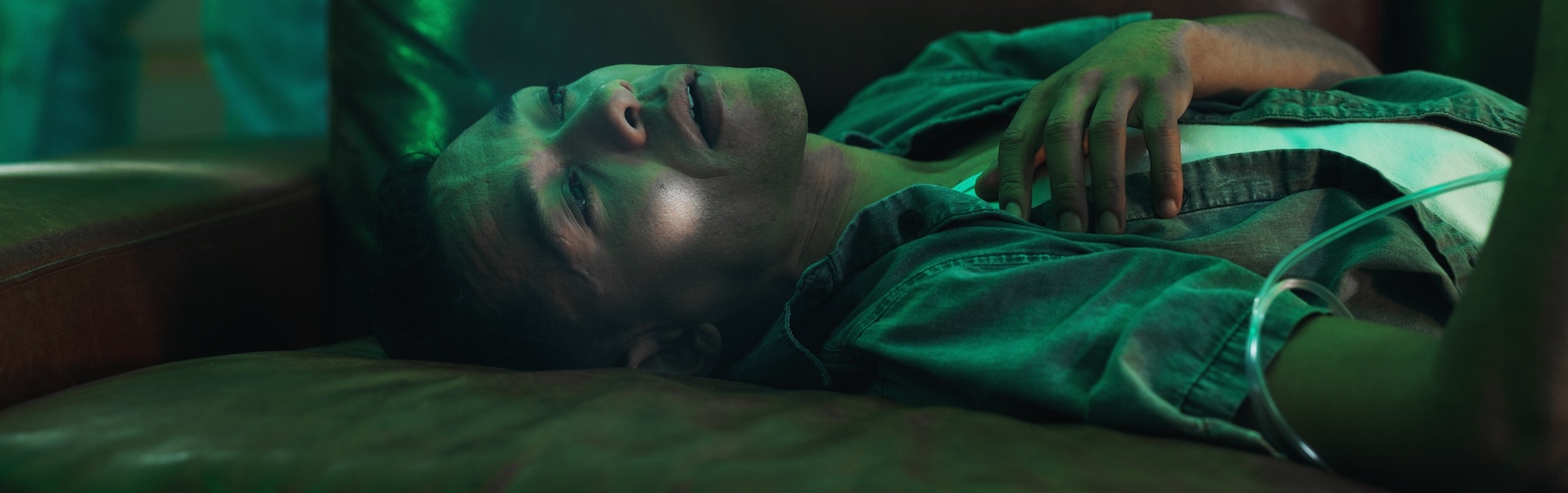 A patient is receiving personalized care in a luxury drug rehab facility with private accommodations and premium amenities.